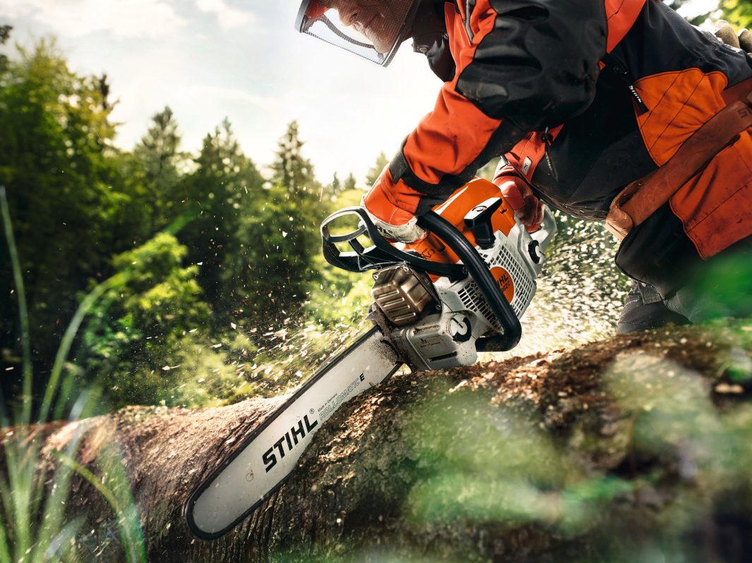 Motoferăstrău Stihl